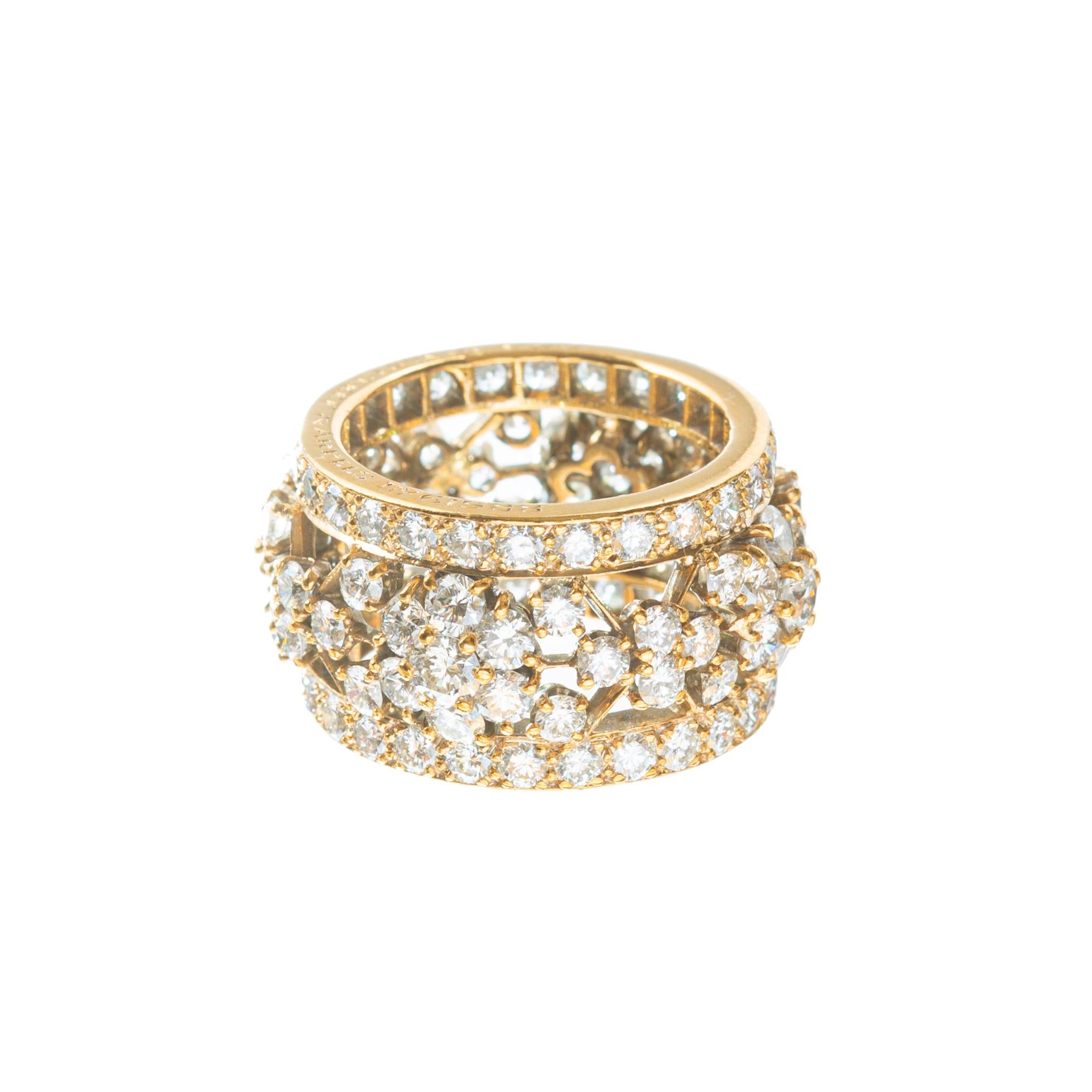 Van Cleef & Arpels 18k yellow gold and diamond band ring from the 