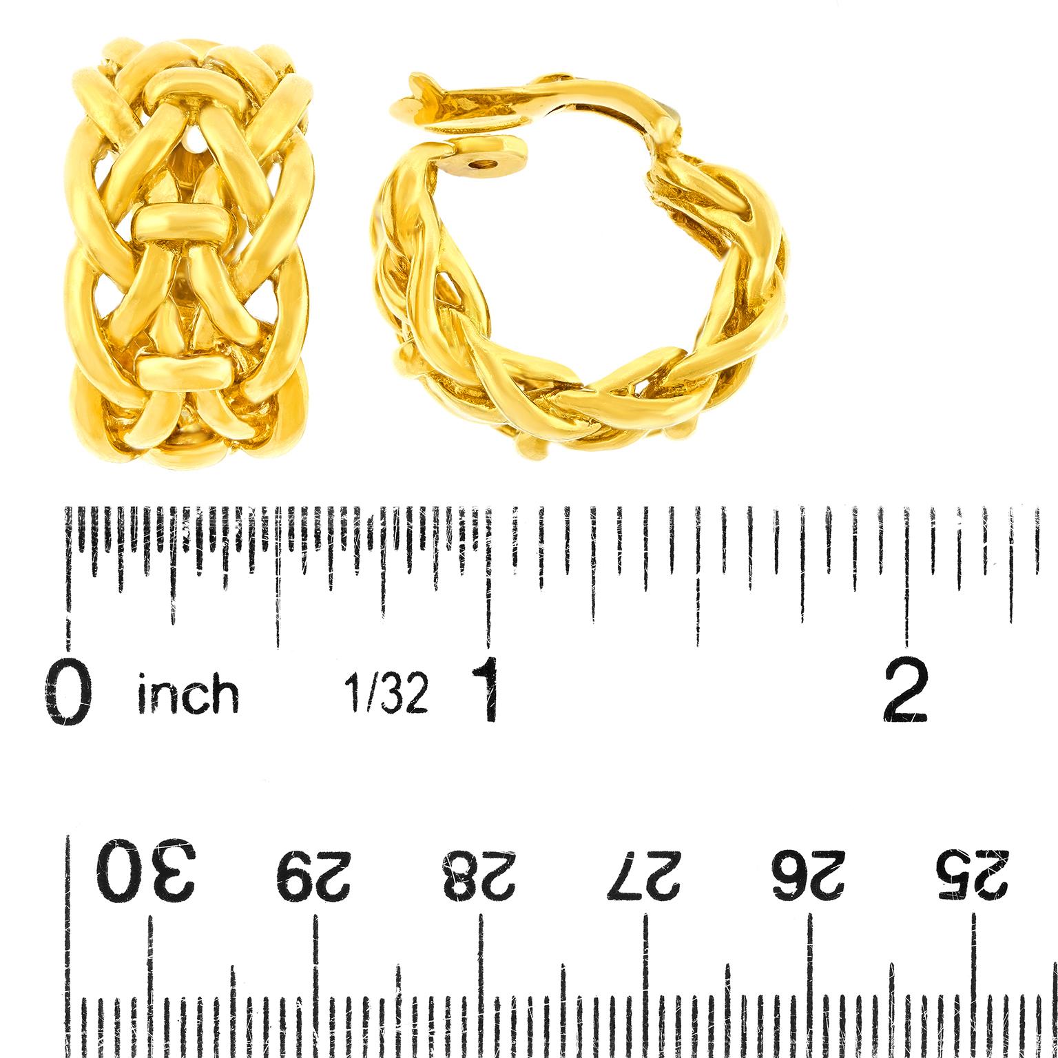 Orecchini in oro giallo Van Cleef & Arpels in vendita 2