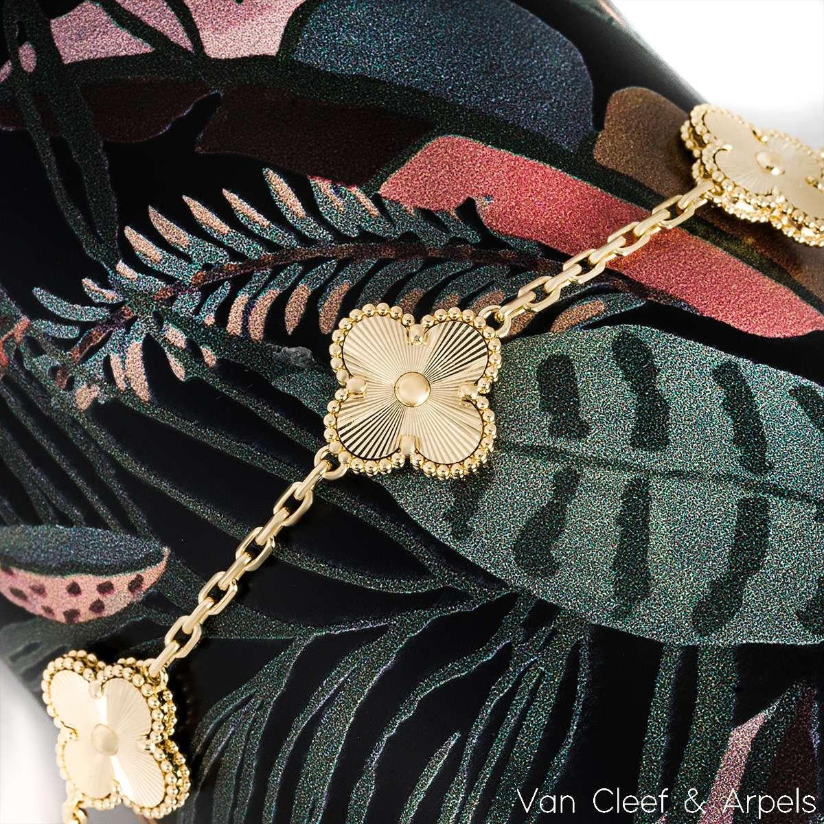 Van Cleef & Arpels Yellow Gold Guilloche Vintage Alhambra 5 Motif Bracelet VCARP 4