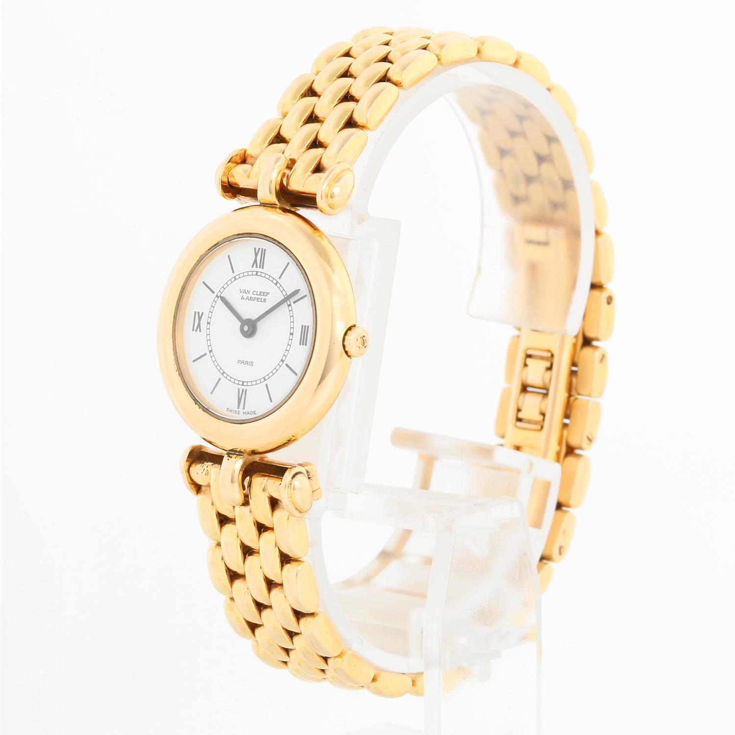 Women's Van Cleef & Arpels Yellow Gold Ladies Watch Ref. 12264305GG1 For Sale