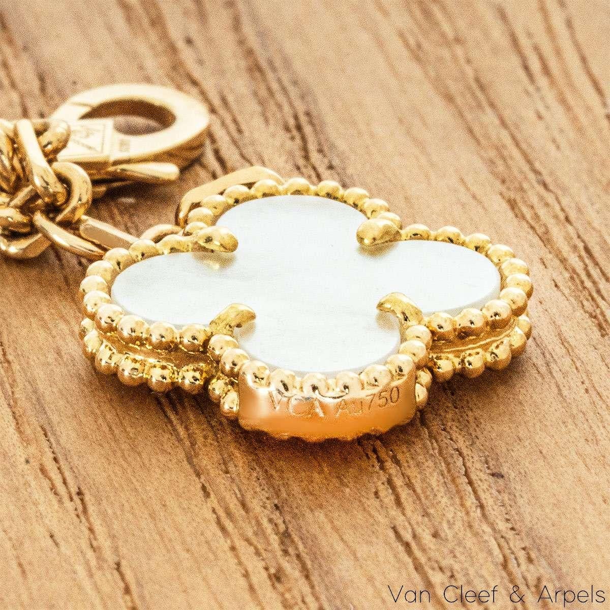 Men's Van Cleef & Arpels Yellow Gold Magic Alhambra Necklace VCARD79200 For Sale