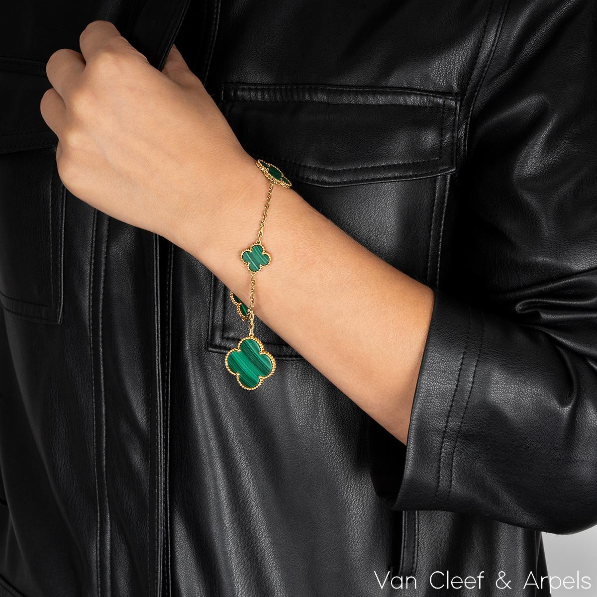 Van Cleef & Arpels Yellow Gold Malachite Magic Alhambra 5 Motif Bracelet VCAO3AU In Excellent Condition For Sale In London, GB