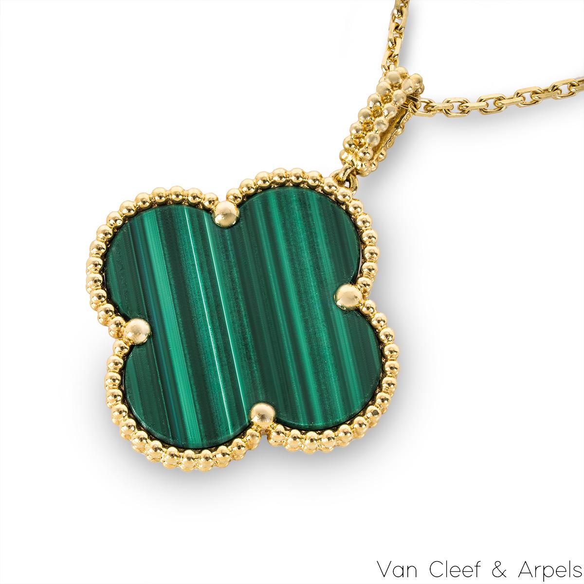 Van Cleef & Arpels Yellow Gold Malachite Magic Alhambra Long Necklace VCARO3MG00 In Excellent Condition For Sale In London, GB