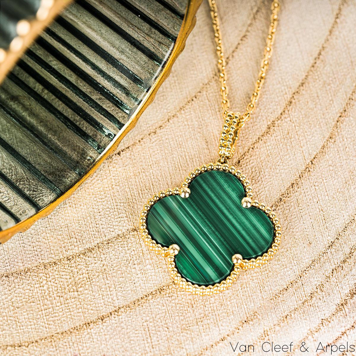 Van Cleef & Arpels Yellow Gold Malachite Magic Alhambra Long Necklace VCARO3MG00 For Sale 3