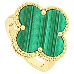 Van Cleef & Arpels Yellow Gold Malachite Magic Alhambra Ring Size 52 VCARO3AV52