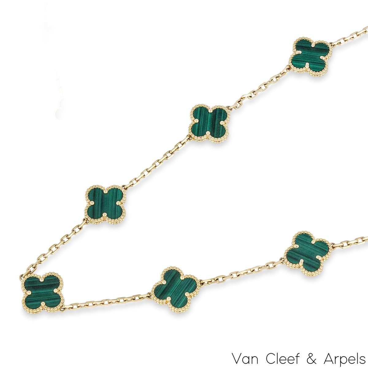 Van Cleef & Arpels Yellow Gold Malachite Vintage Alhambra 20 Motif Necklace VCAR In Excellent Condition In London, GB