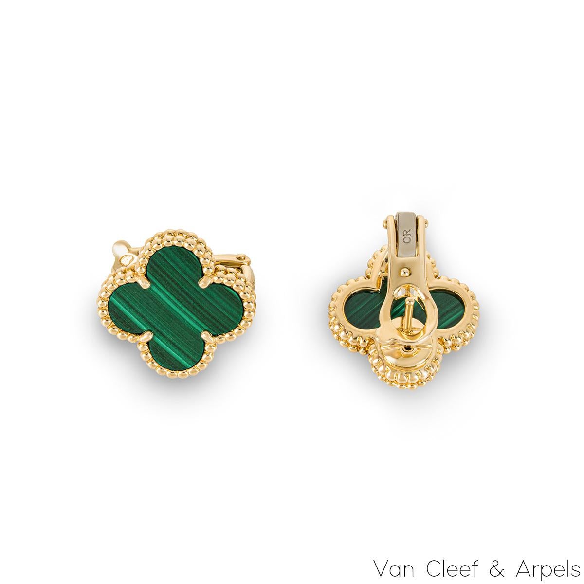 Van Cleef & Arpels Gelbgold Malachit Vintage Alhambra Ohrringe VCARO3QL00 aus Gelbgold im Zustand „Hervorragend“ in Mayfair, London, London