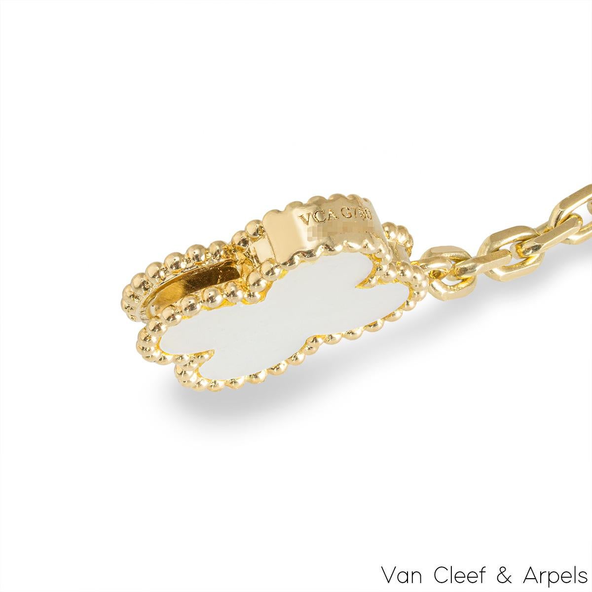 Van Cleef & Arpels Yellow Gold Mother of Pearl Magic Alhambra Necklace VCARD7930 For Sale 2