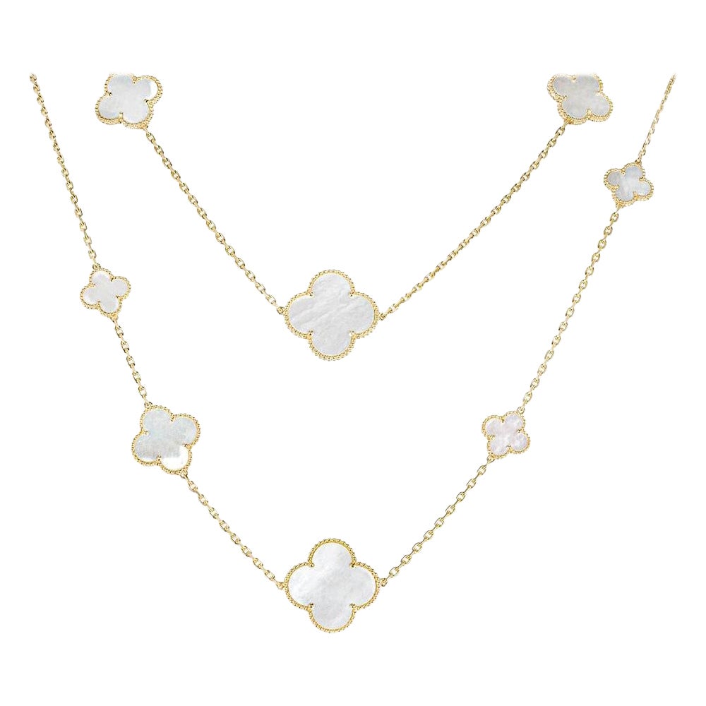 Van Cleef 
Arpels Yellow Gold Mother of Pearl Magic Alhambra Necklace VCARD7930 For Sale