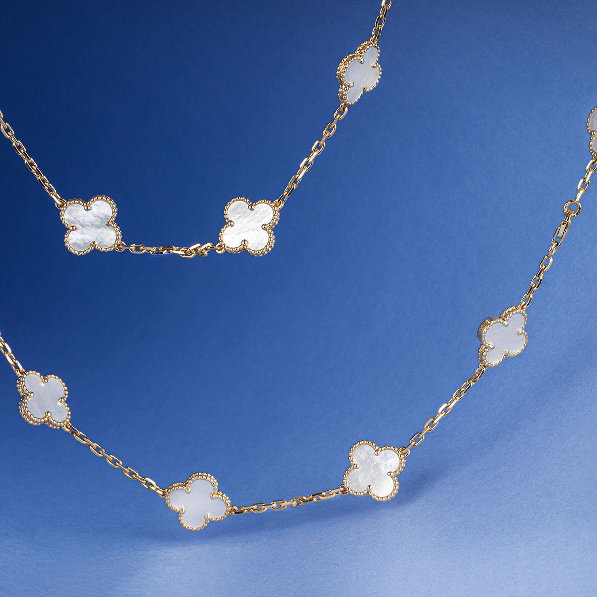 Van Cleef & Arpels Yellow Gold Mother of Pearl Vintage Alhambra Necklace VCARA42 In Excellent Condition In London, GB