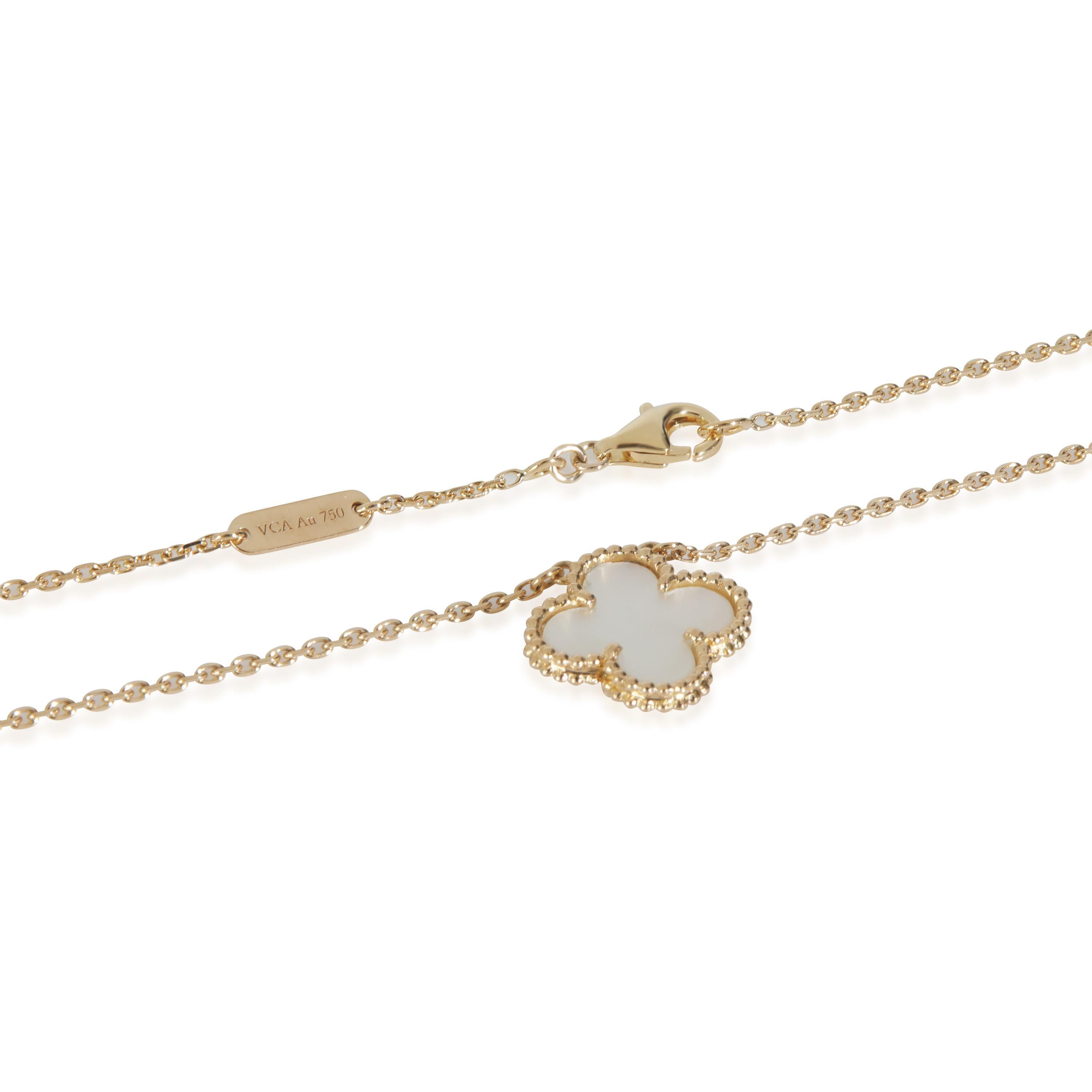 Van Cleef & Arpels Yellow Gold Mother Of Pearl Vintage Alhambra Pendant In Good Condition In New York, NY
