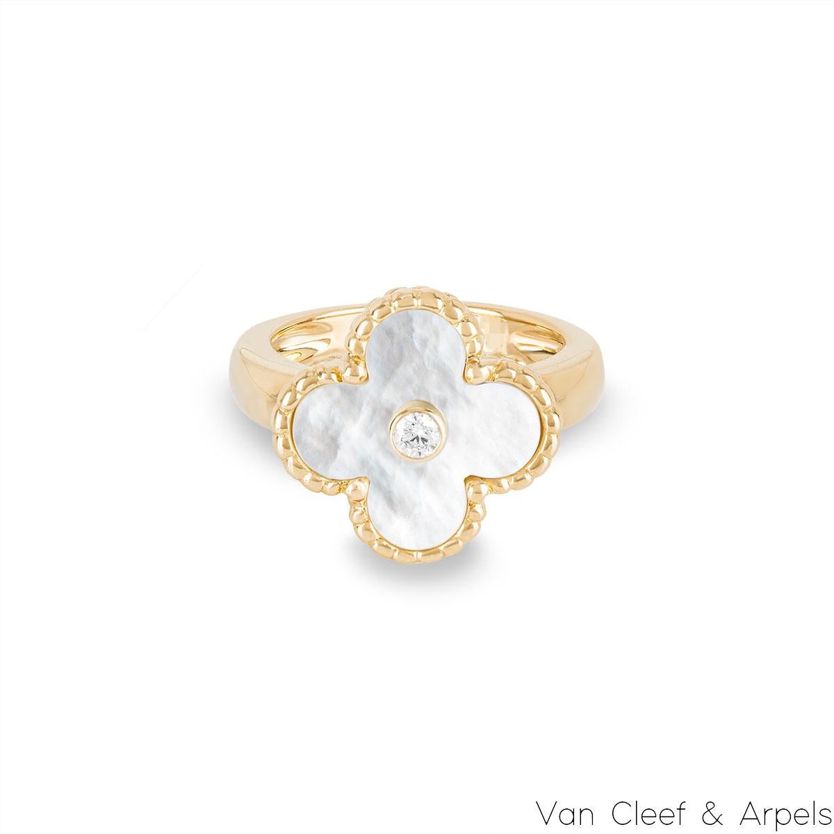 Round Cut Van Cleef & Arpels Yellow Gold Mother of Pearl Vintage Alhambra Ring VCARA41100 For Sale