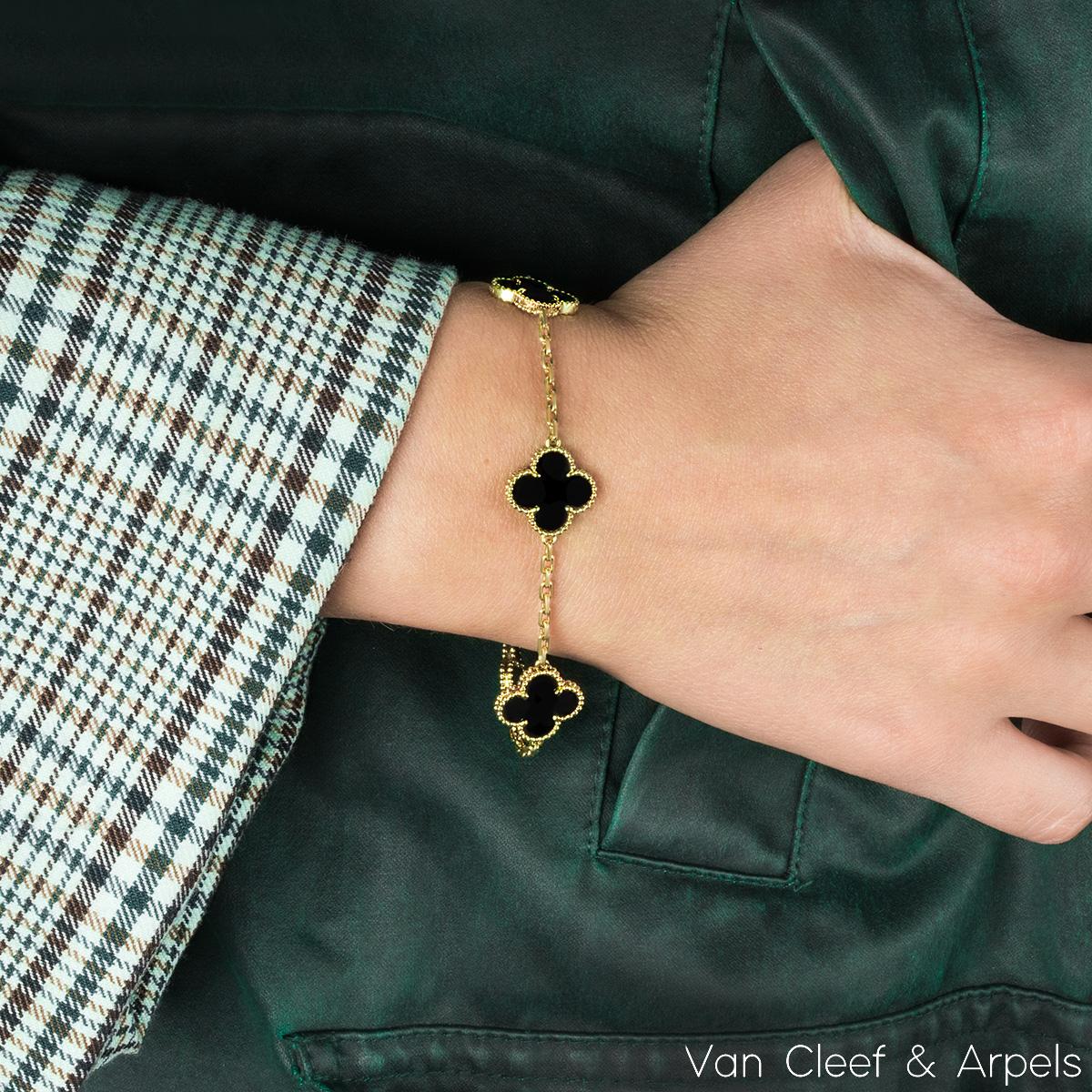 Van Cleef & Arpels Gelbgold Onyx Vintage Alhambra Armband mit 5 Motiven VCARA41300, Vintage Damen