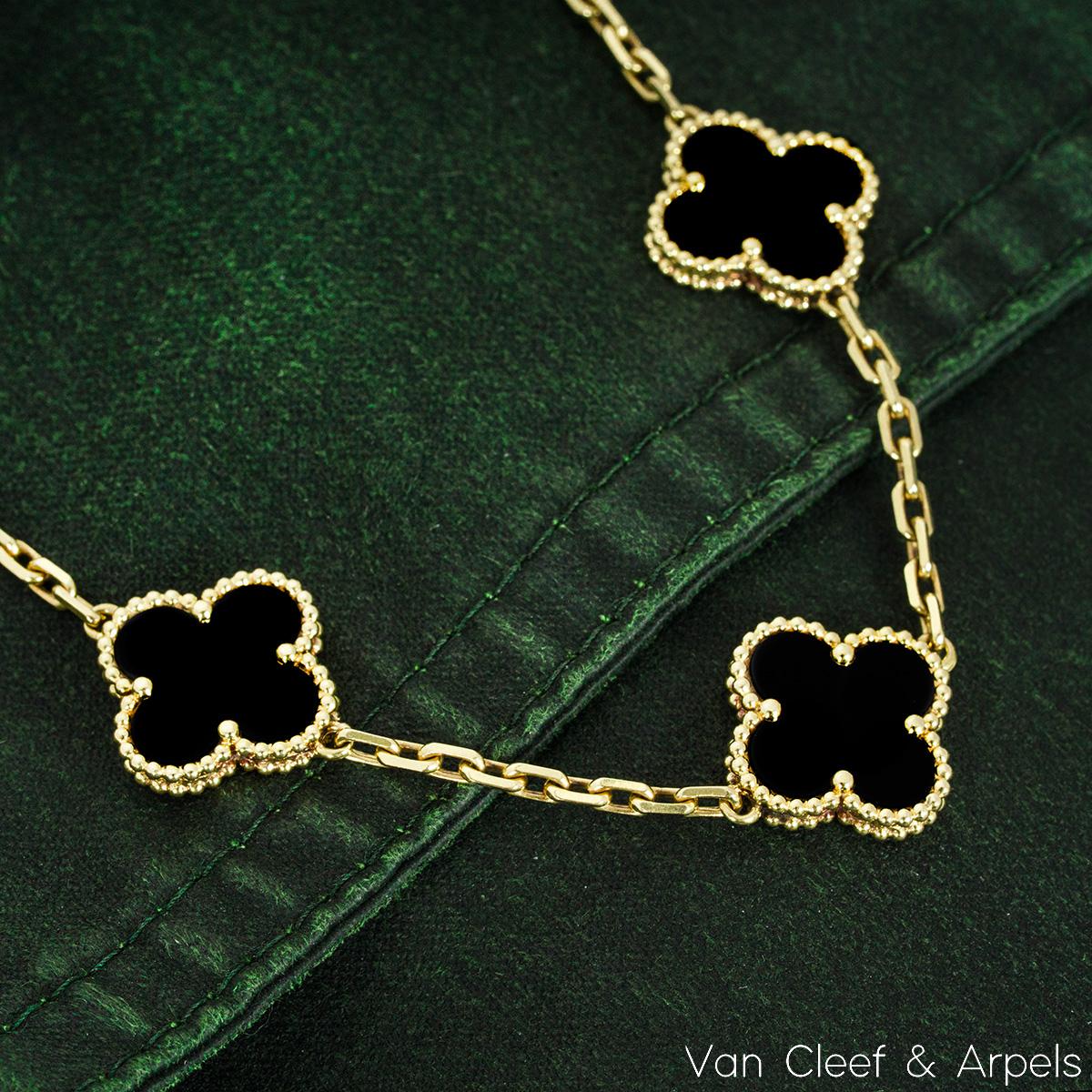 Van Cleef & Arpels Gelbgold Onyx Vintage Alhambra Armband mit 5 Motiven VCARA41300, Vintage 1