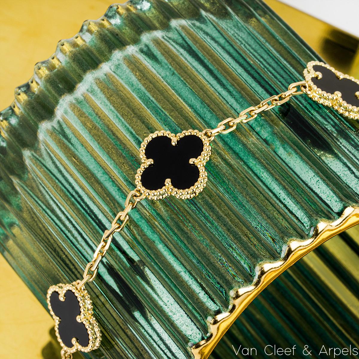 Van Cleef & Arpels Yellow Gold Onyx Vintage Alhambra 5 Motif Bracelet VCARA41300 For Sale 2