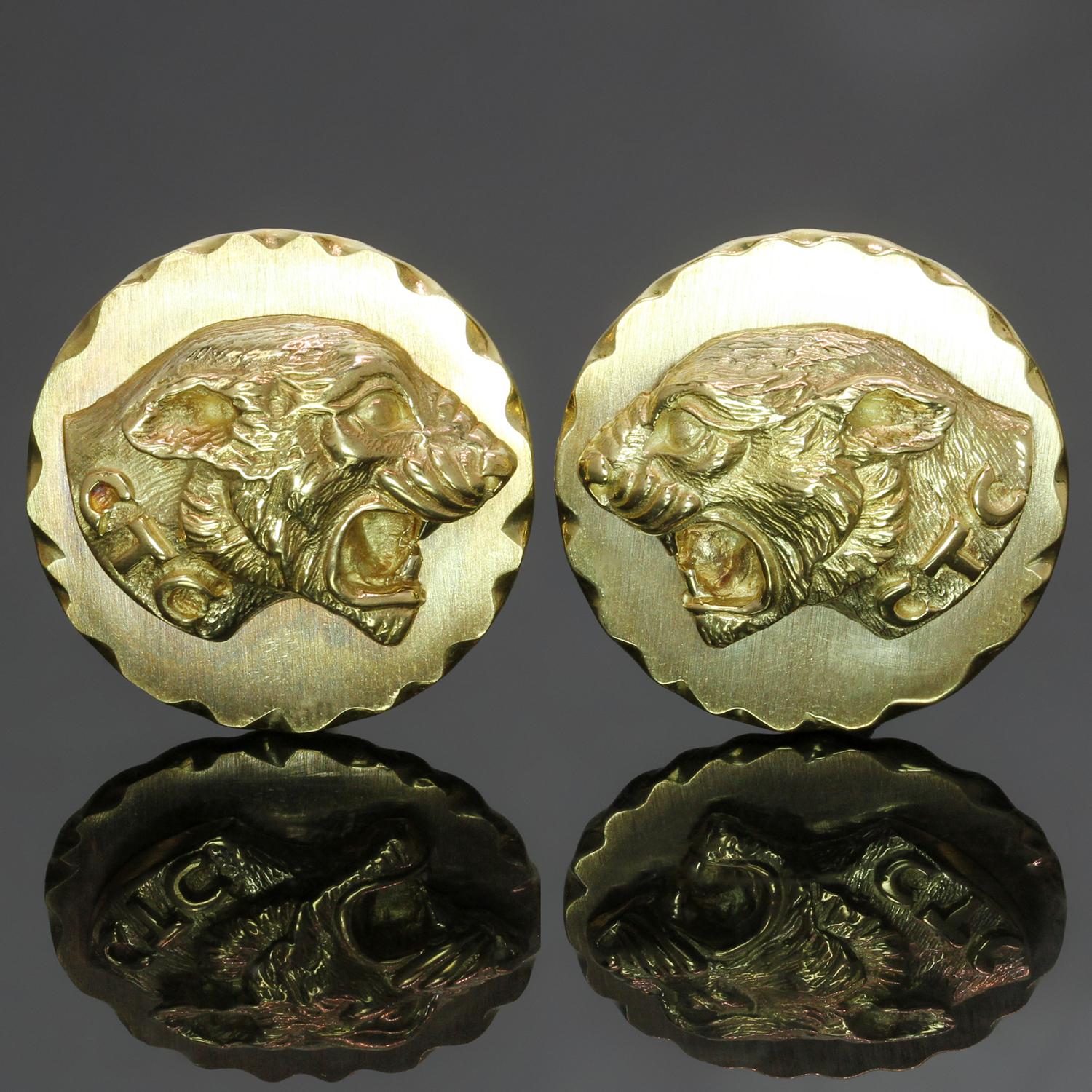 These vintage Van Cleef & Arpels round cufflinks feature a stunning motif of fierce panthers crafted in 18k yellow brushed and polished gold. Made in France circa 1970s. Measurements: 0.78