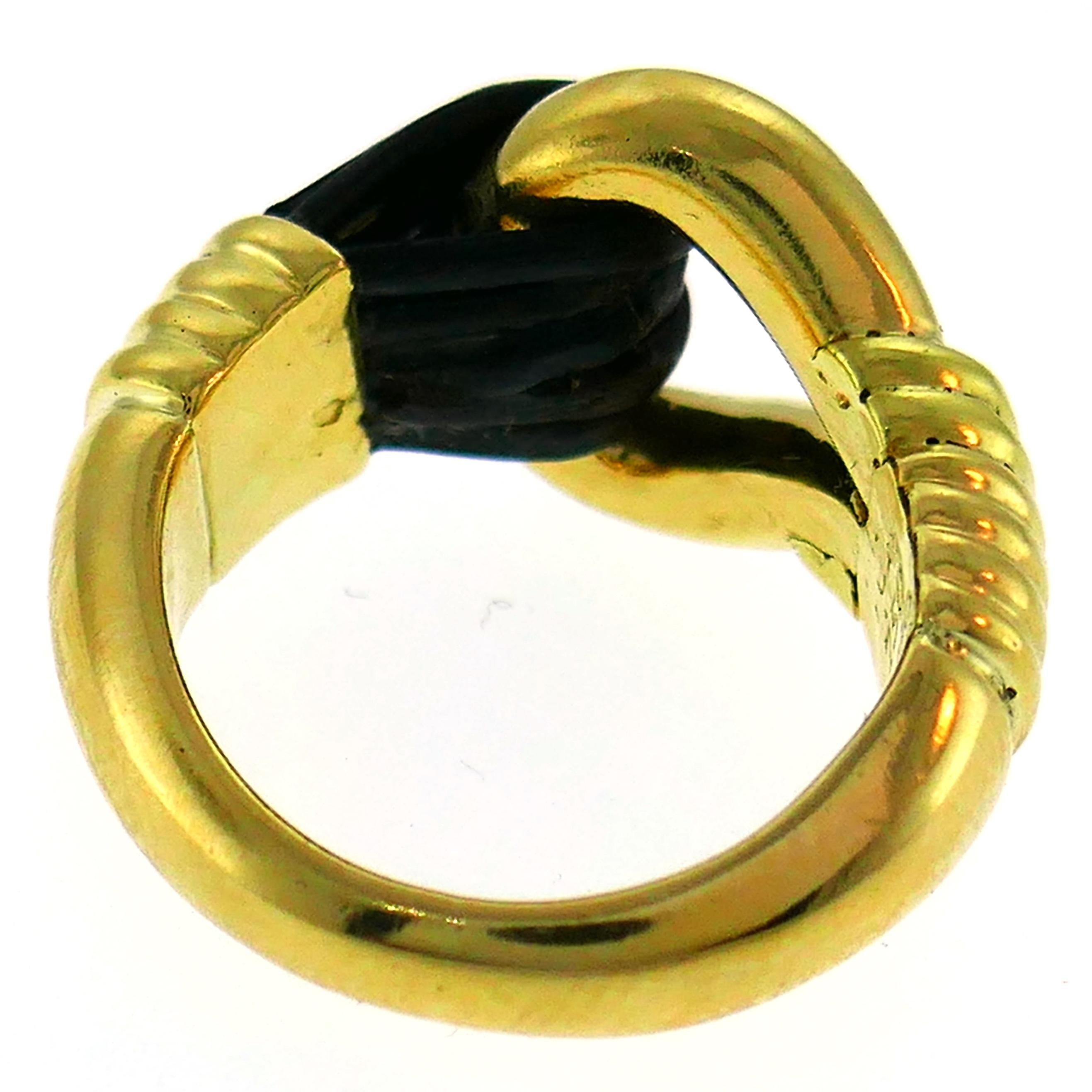 Van Cleef & Arpels Yellow Gold Ring, 1970s 3