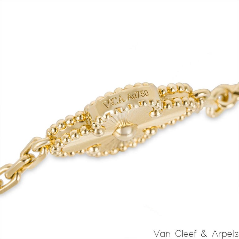 Van Cleef and Arpels Yellow Gold Vintage Alhambra Necklace VCARP3JJ00 at  1stDibs