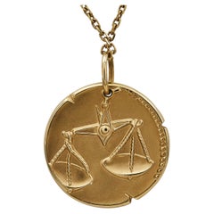 Van Cleef & Arpels Collana con ciondolo Zodiaque Libra in oro giallo 18 carati
