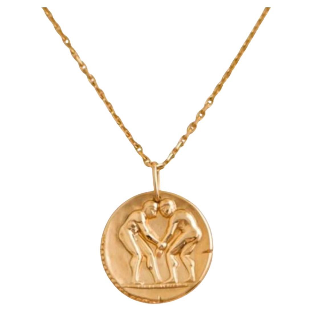 Van Cleef & Arpels Zodiaque Medal Geminorum Yellow Gold Pendant Necklace For Sale