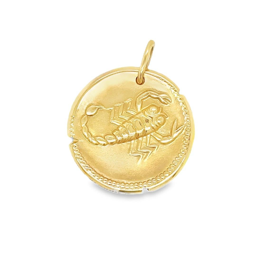 Women's or Men's Van Cleef & Arpels Zodiaque Medal Scorpio Pendant 18k Yellow Gold