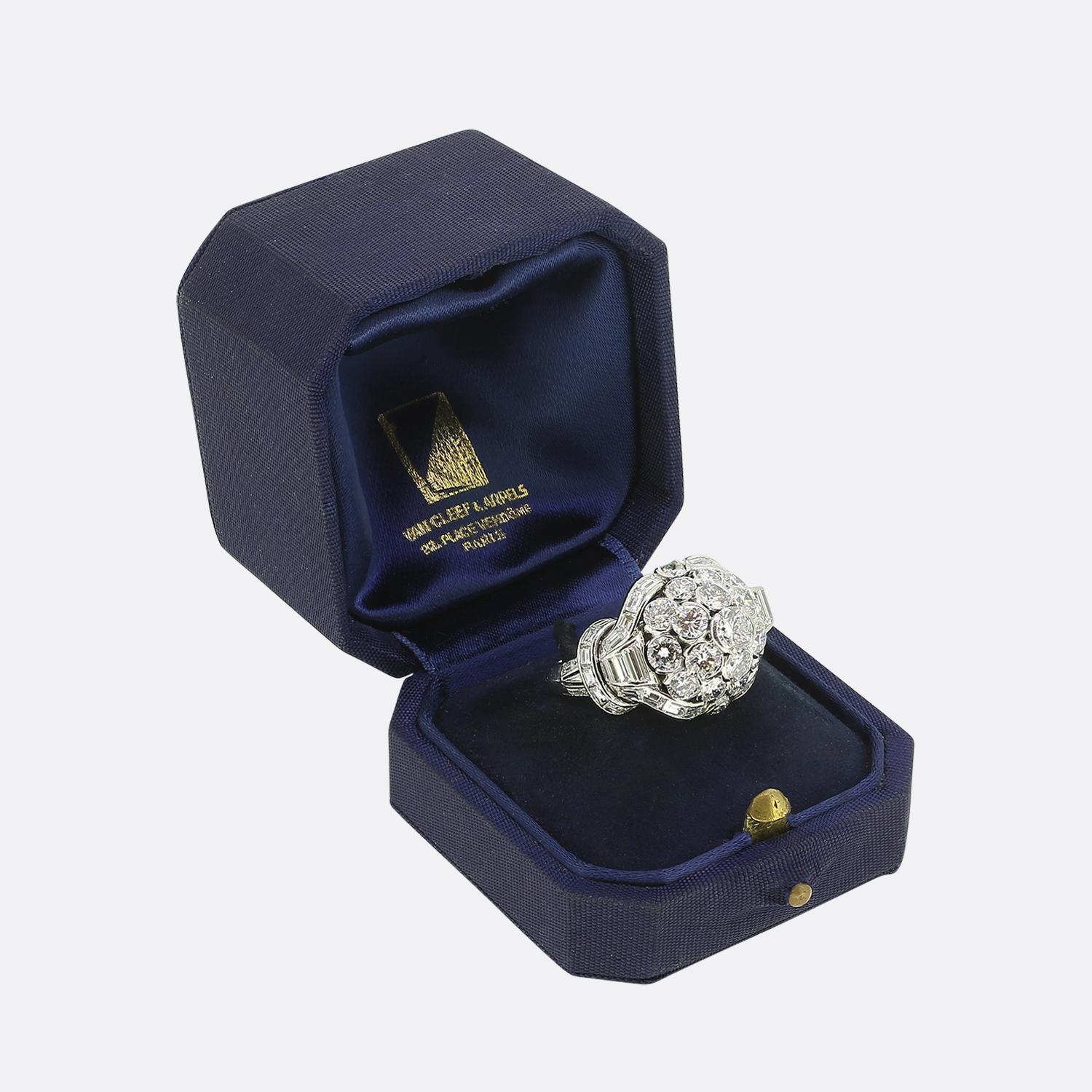 Van Cleef & Arpels Diamant-Cluster-Ring im Angebot 1
