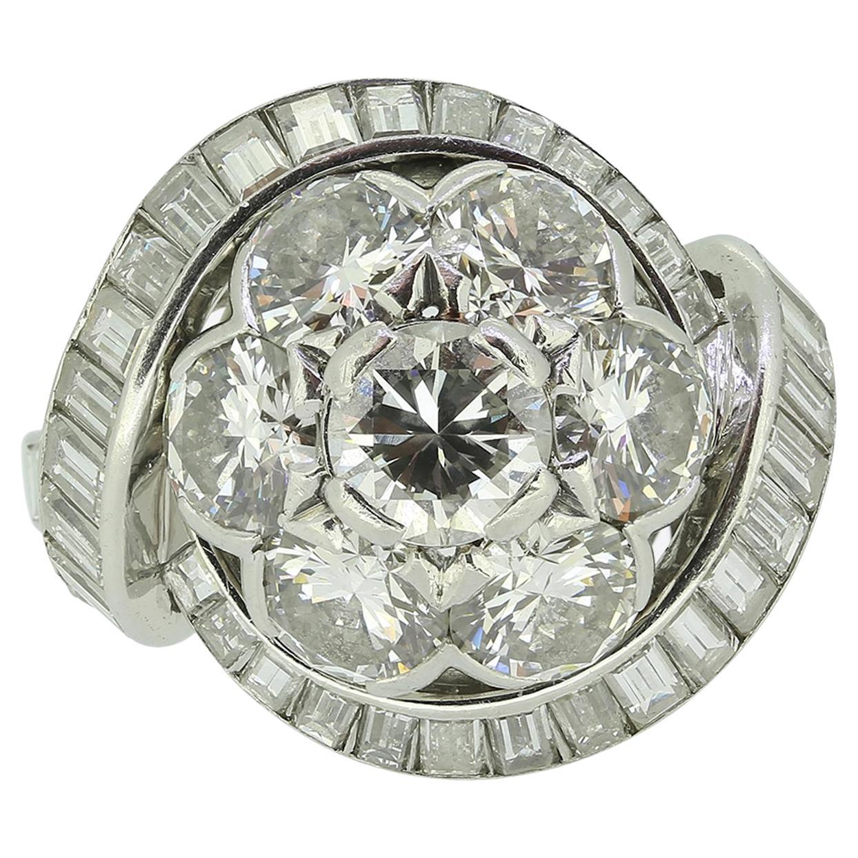 Van Cleef & Arpels Diamant-Cluster-Ring im Angebot