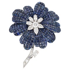 VAN CLEEF & ARPLES Platinum Myster-Set Sapphire and Diamond Brooch
