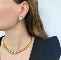 Van Cleef Parure colliers et boucles d'oreilles en chrysoprase, corail et diamants