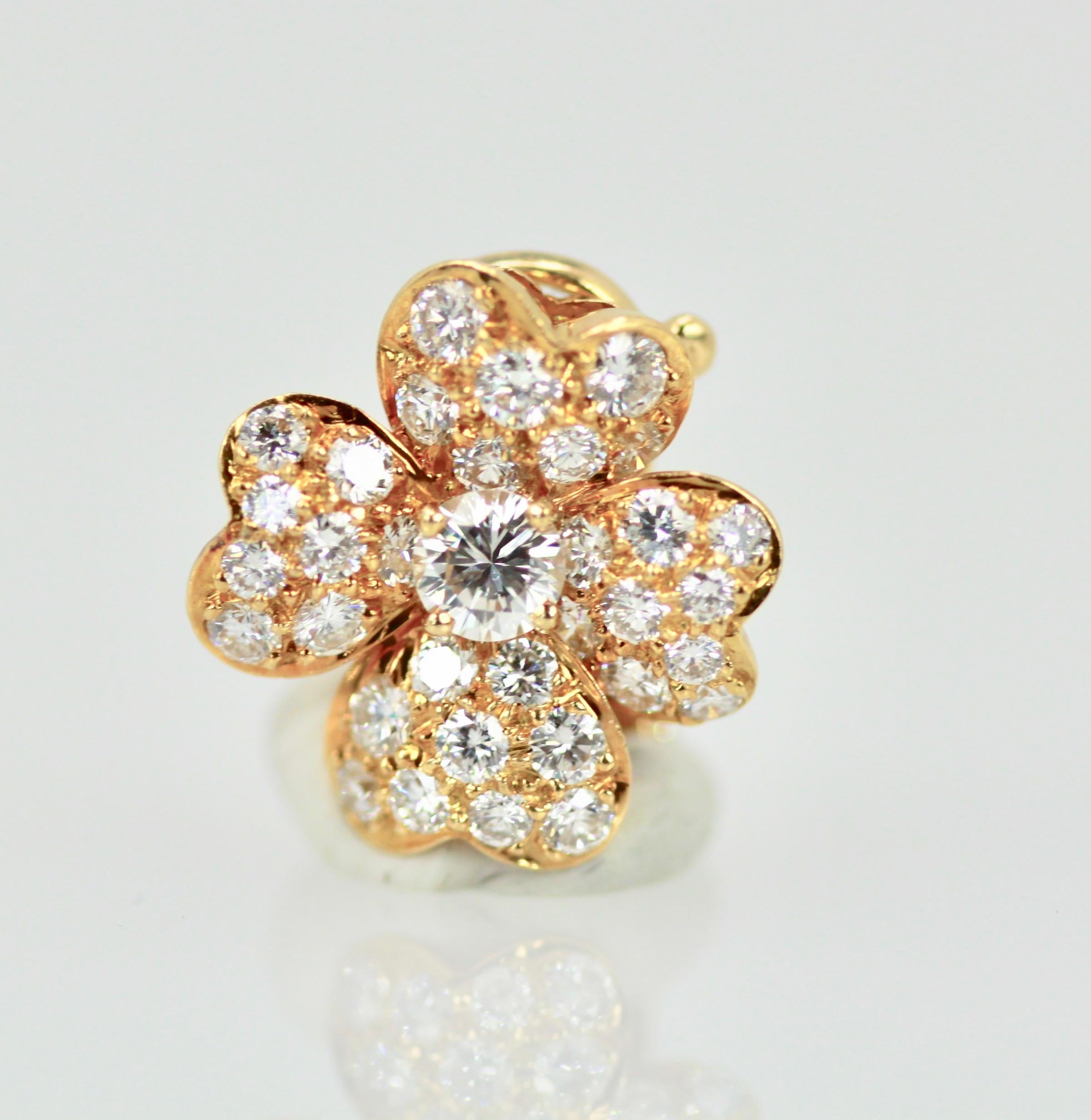 Van Cleef Cosmos Diamond Earrings Small 18 Karat Yellow Gold 4