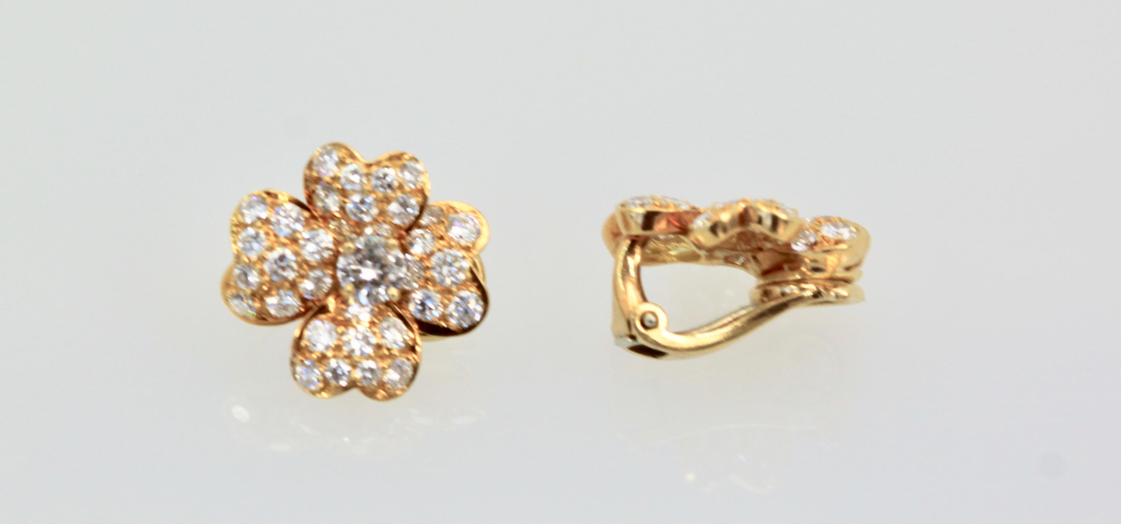 Round Cut Van Cleef Cosmos Diamond Earrings Small 18 Karat Yellow Gold