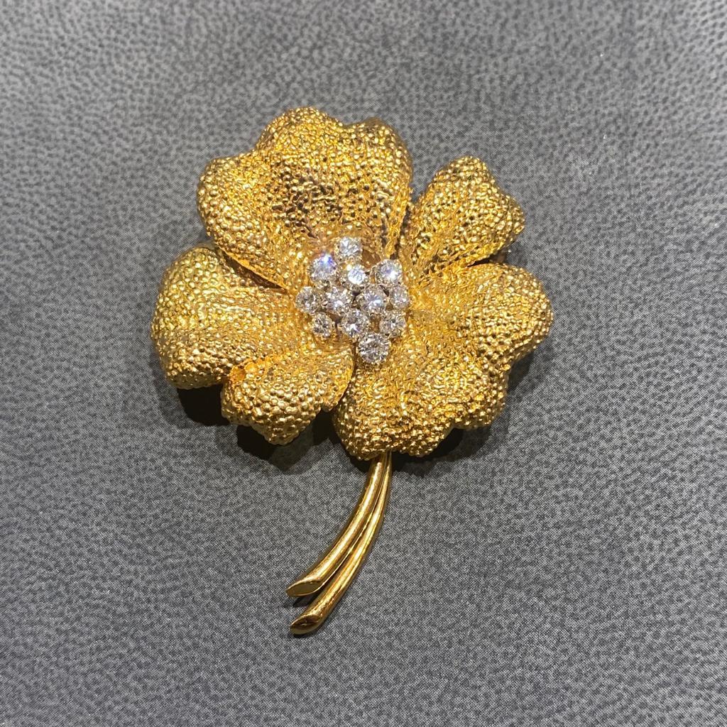 Van Cleef & Arpels Diamond Flower Brooch & Earrings Set 5