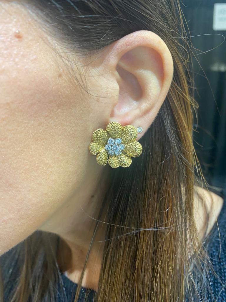 Round Cut Van Cleef & Arpels Diamond Flower Brooch & Earrings Set