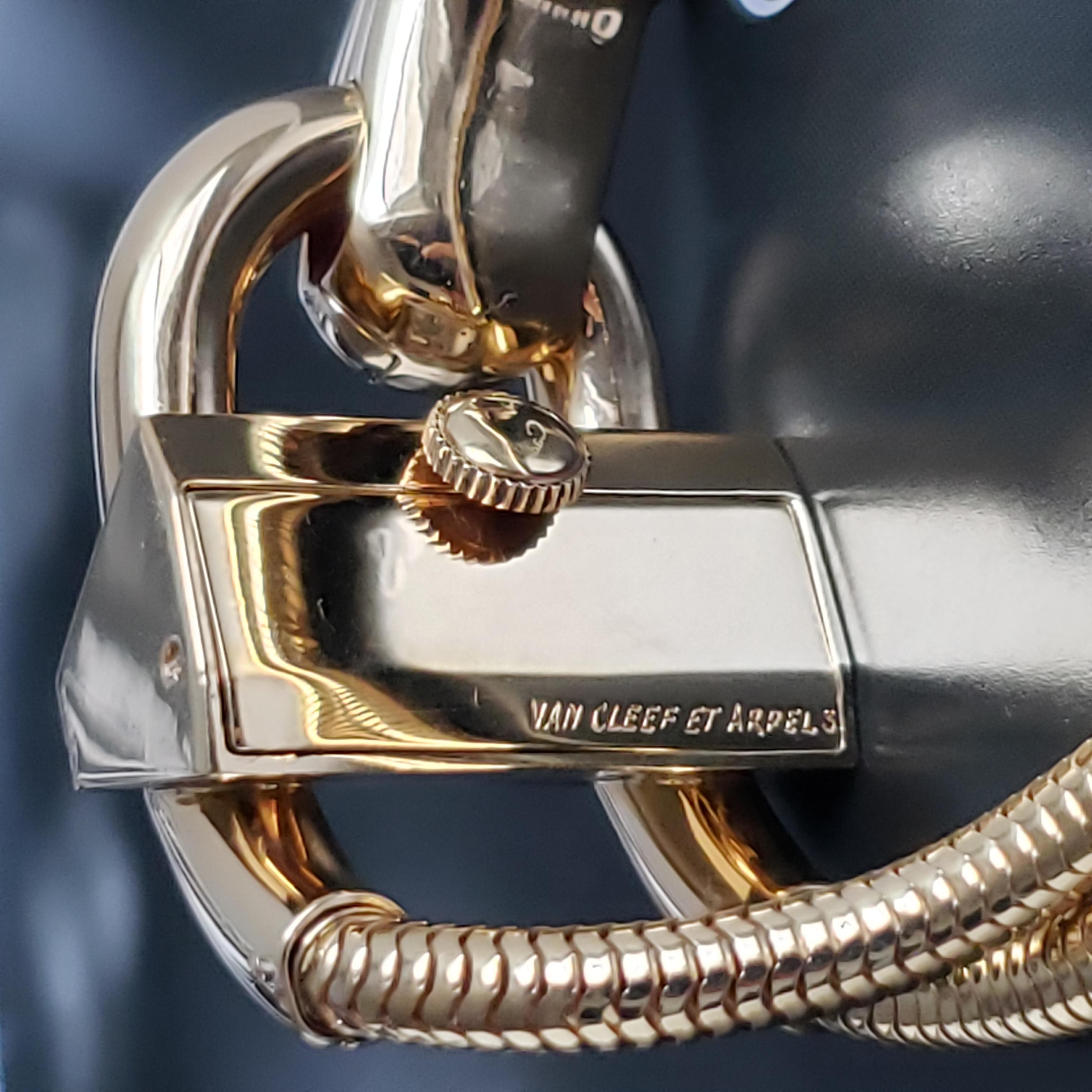 VAN CLEEF EN ARPELS Reloj Pulsera Candado Cadenas - Oro 18K Misterioso Conjunto Rubíes en venta 7