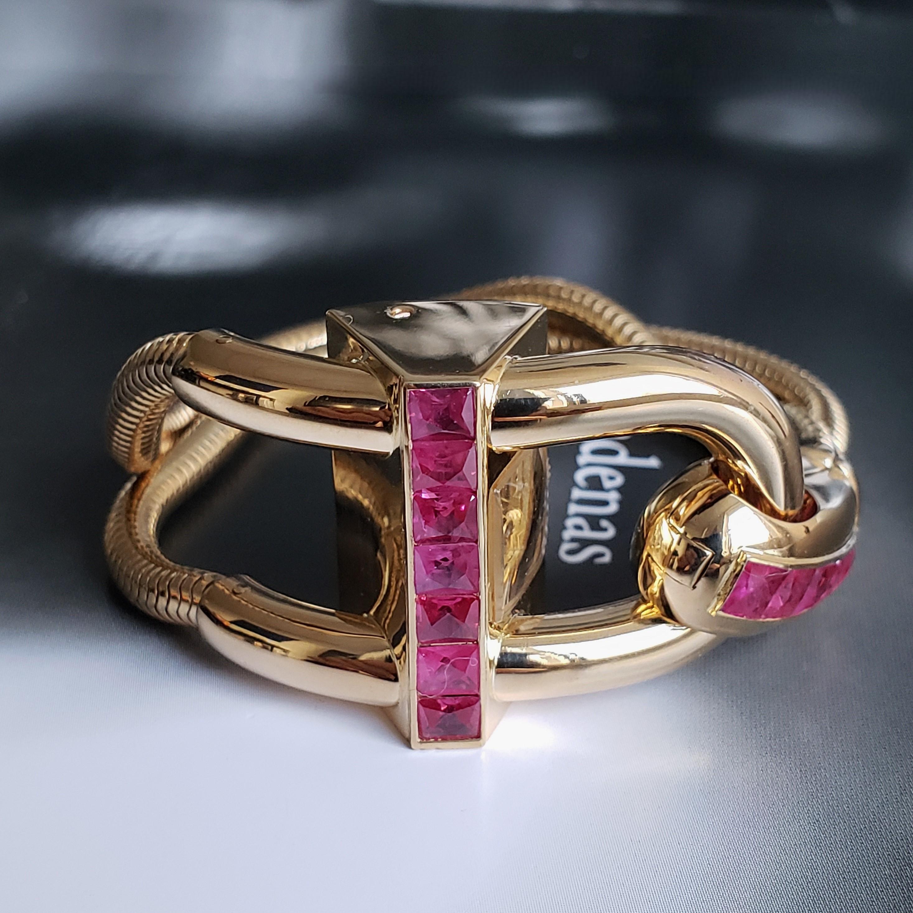 VAN CLEEF EN ARPELS Reloj Pulsera Candado Cadenas - Oro 18K Misterioso Conjunto Rubíes en venta 15