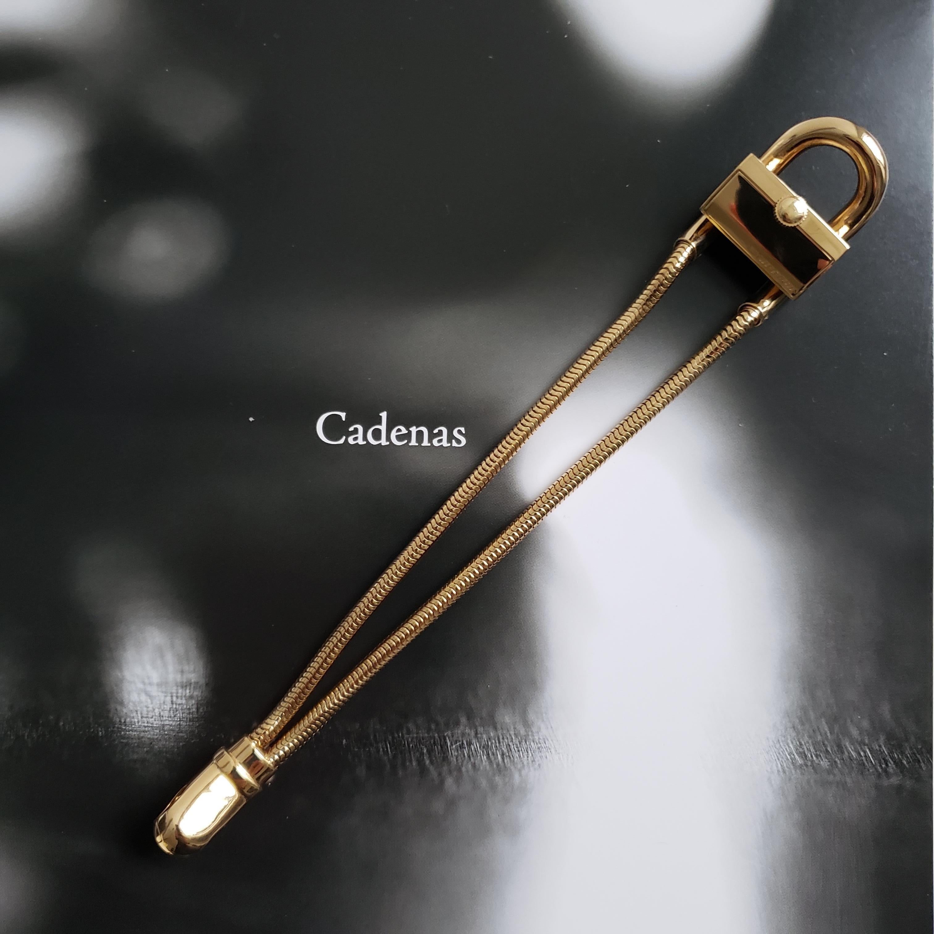 De las mujeres VAN CLEEF EN ARPELS Reloj Pulsera Candado Cadenas - Oro 18K Misterioso Conjunto Rubíes en venta