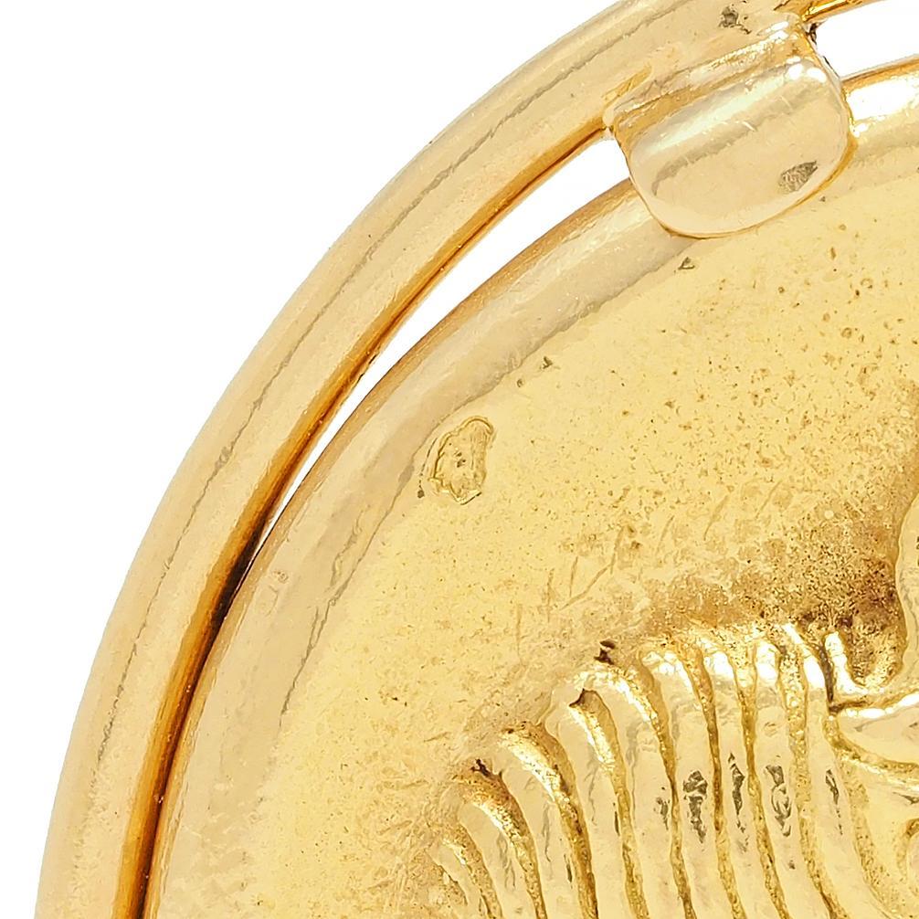 Van Cleef French 18 Karat Yellow Gold Taurus Vintage Zodiac Charm Pendant For Sale 2