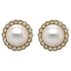 VAN CLEEF Gold Pearl Diamond Button Earrings