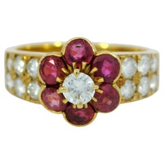 Van Cleef Ruby Diamond Cluster Flower Ring Or jaune 18K Taille 5.25