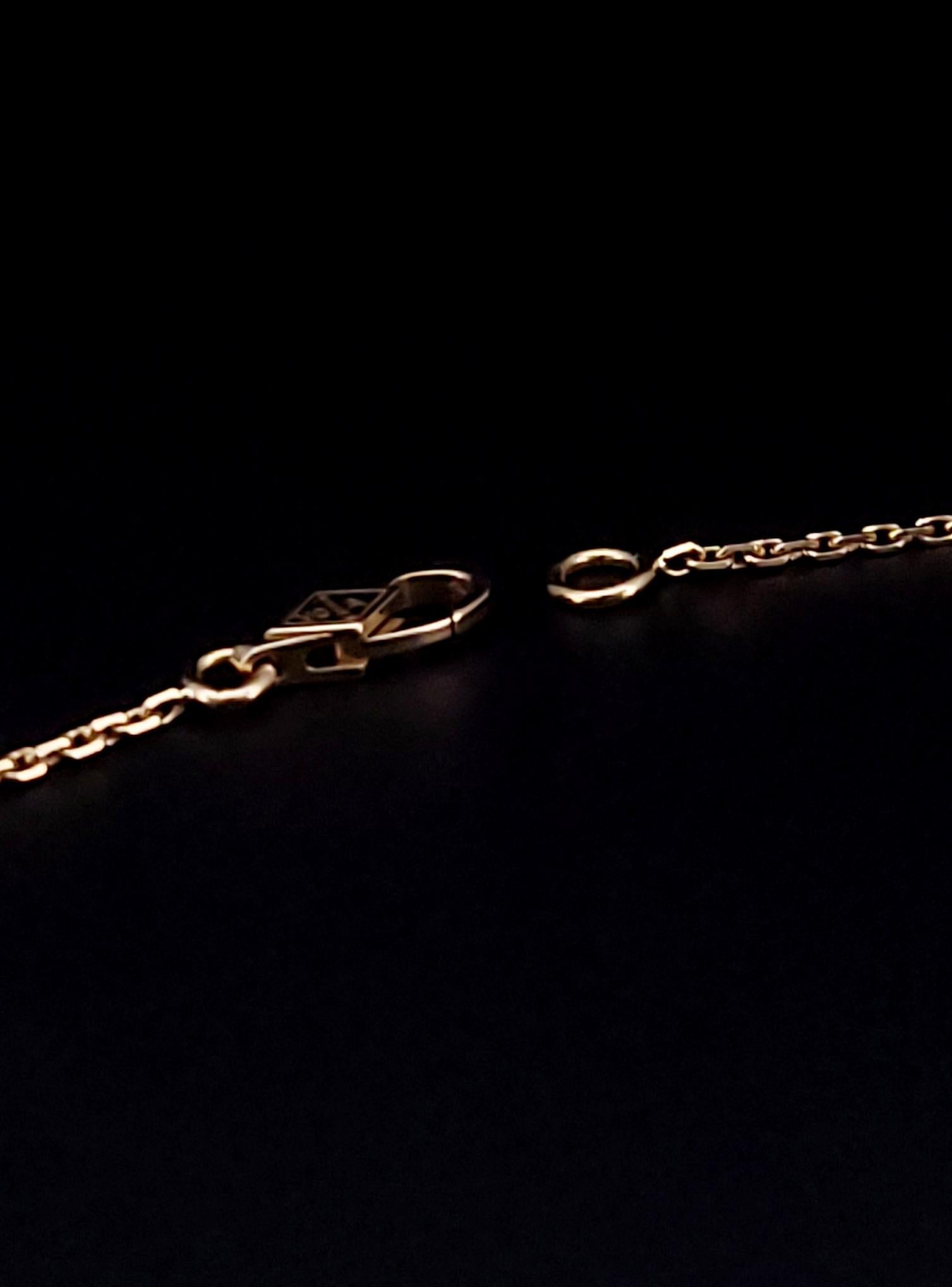 Van Cleef Sweet Alhambra 18K Yellow Gold and MOP Pendant Necklace 2