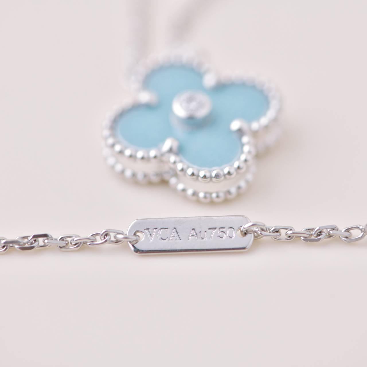 Van Cleef Vintage Alhambra Diamant Celadon Sèvres Porcelaine 2022 Holiday Pendentif 2