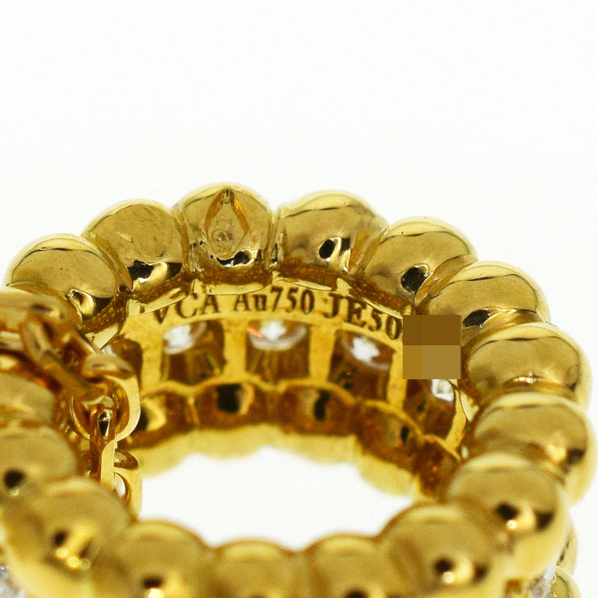 Round Cut Van Cleef & Arpels 18 Karat Yellow Gold Perlee Diamond Pendant Necklace