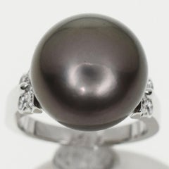 Van Cleef & Arpels Bague Perle noire Diamant en or blanc 18 carats Perle Papillons