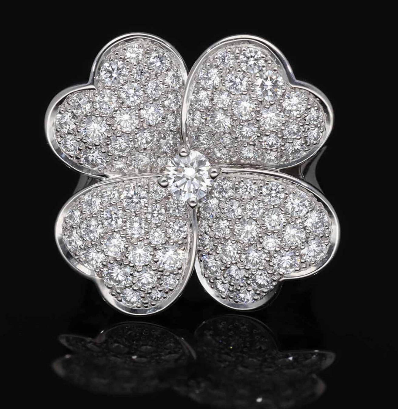 Van Cleef&Arpels D0.36ct 93P D3.26ct 18K White Gold Cosmos Large Model Ring For Sale 2