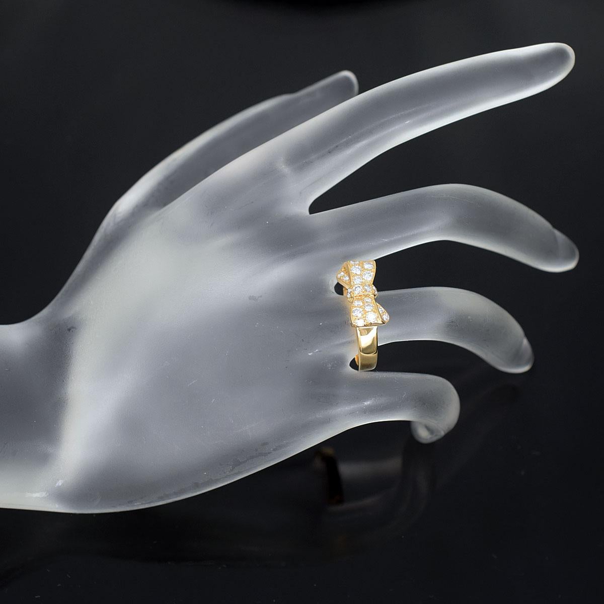 Van Cleef & Arpels Diamond 18 Karat Yellow Gold Alice Bow Ribbon Ring 4