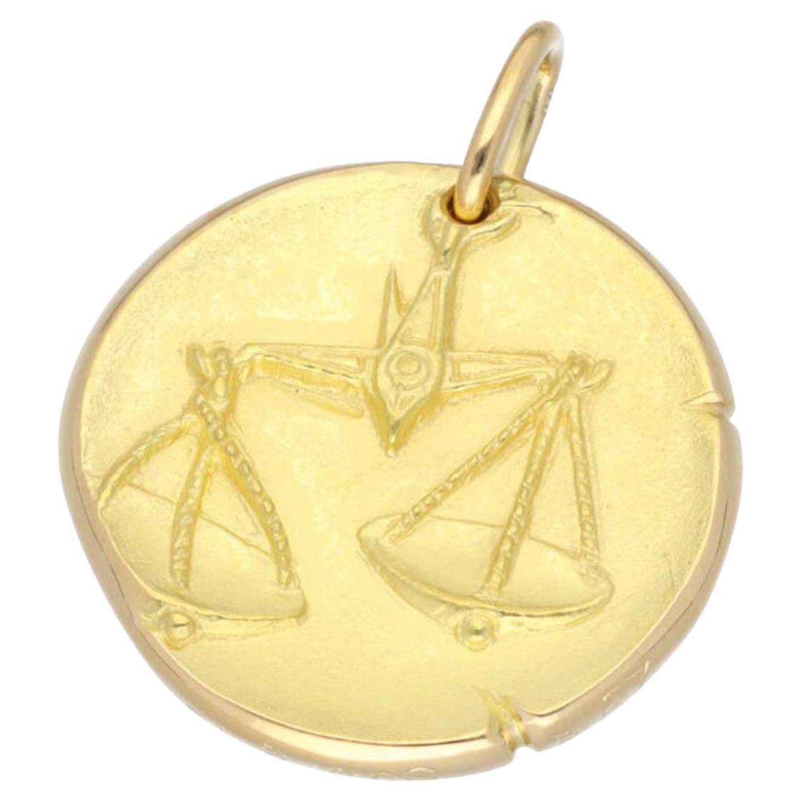 Van Cleef & Arpels Vintage Zodiac Charm Coin Pendant Libra 18 Kt Yellow Gold