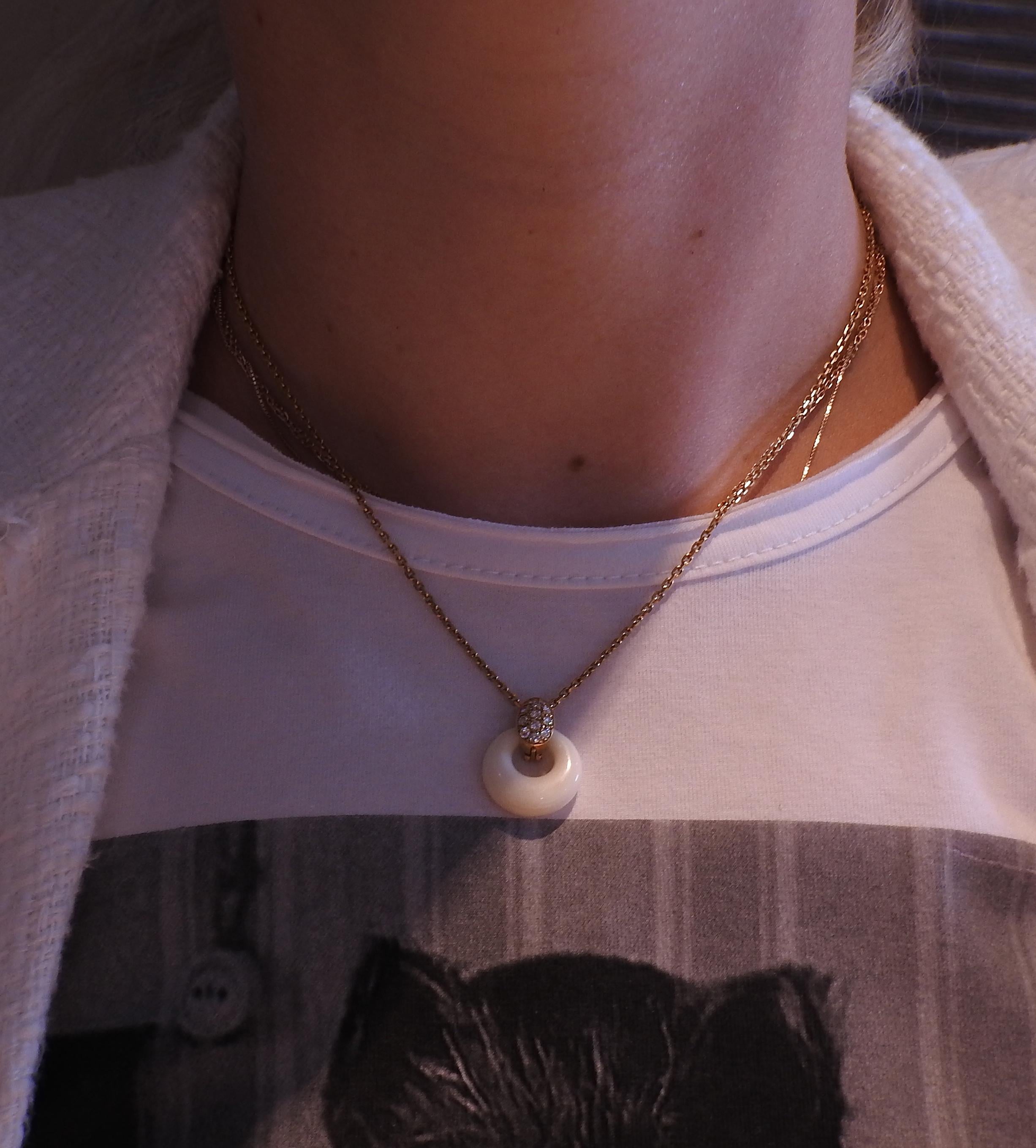 Women's Van Clef & Arpels Coral Diamond Gold Pendant Necklace