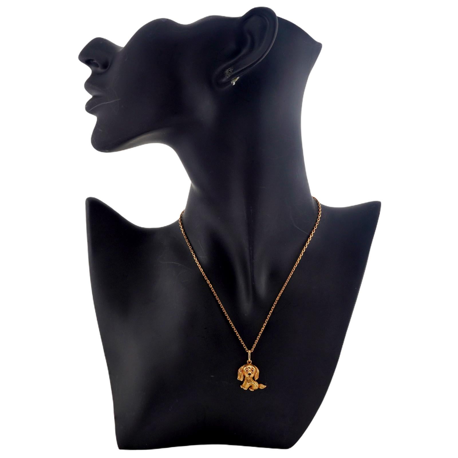 da uomo o donna VAN CLEF & ARPELS Collana con ciondolo a forma di cane in oro giallo e smalto color rubino