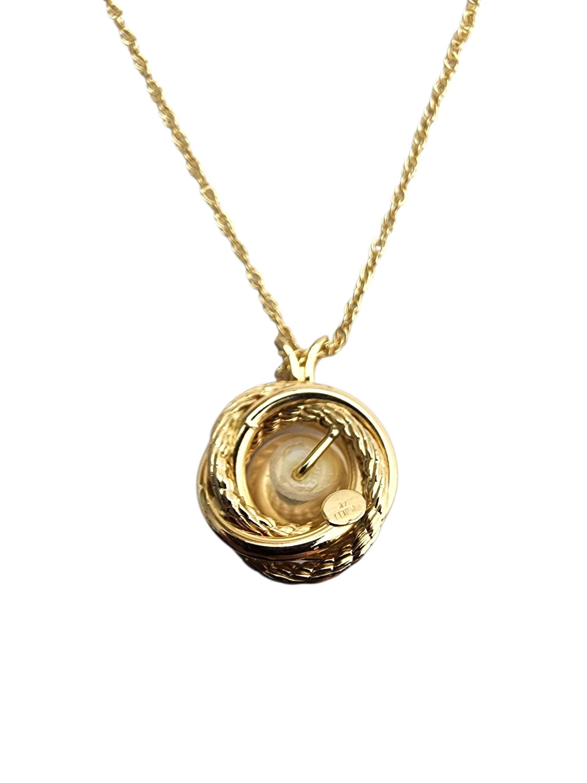 Van Dell 14K Gelbgold Perlen-Anhänger Halskette

Diese 14-karätige Van-Dell-Gelbgoldkette mit Perlenanhänger kombiniert elegantes Gold mit einer schimmernden Perle für einen zeitlosen, raffinierten Look.

Länge der Kette: 18