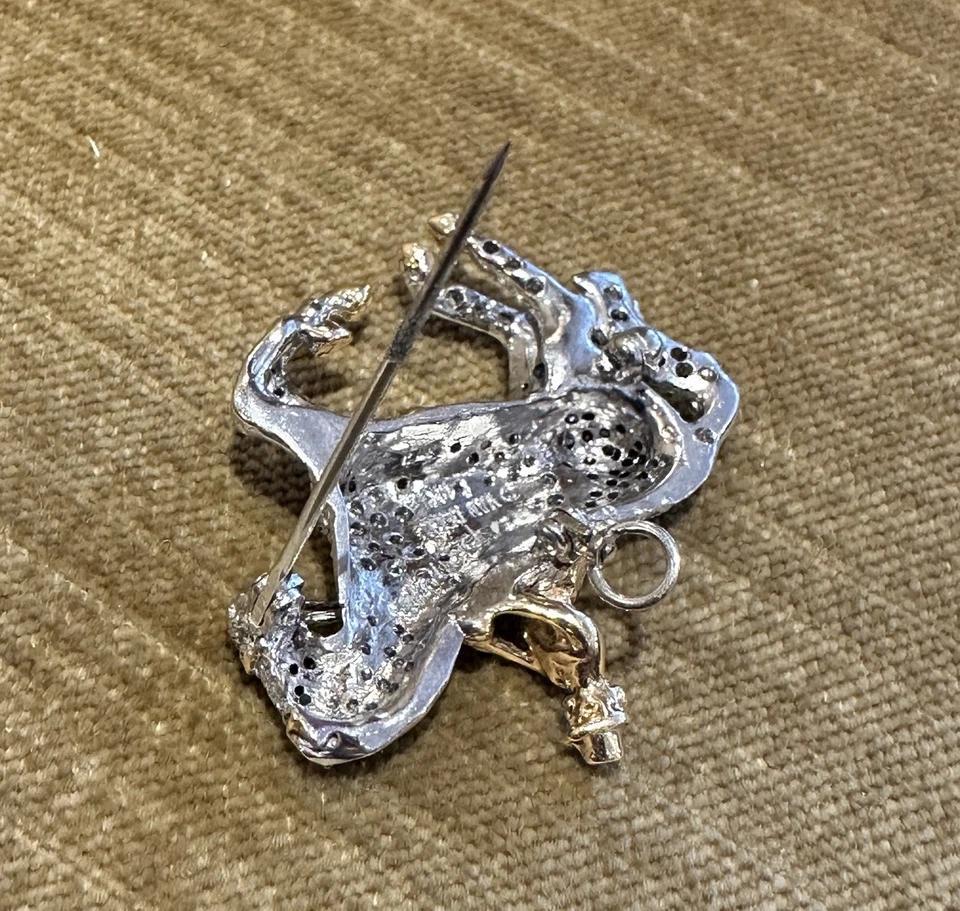 Van Dell Diamond Pave Horse and Rider Pin Pendant in 14k White and Yellow Gold For Sale 3